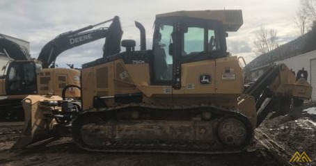 John Deere 750K Dozer 3
