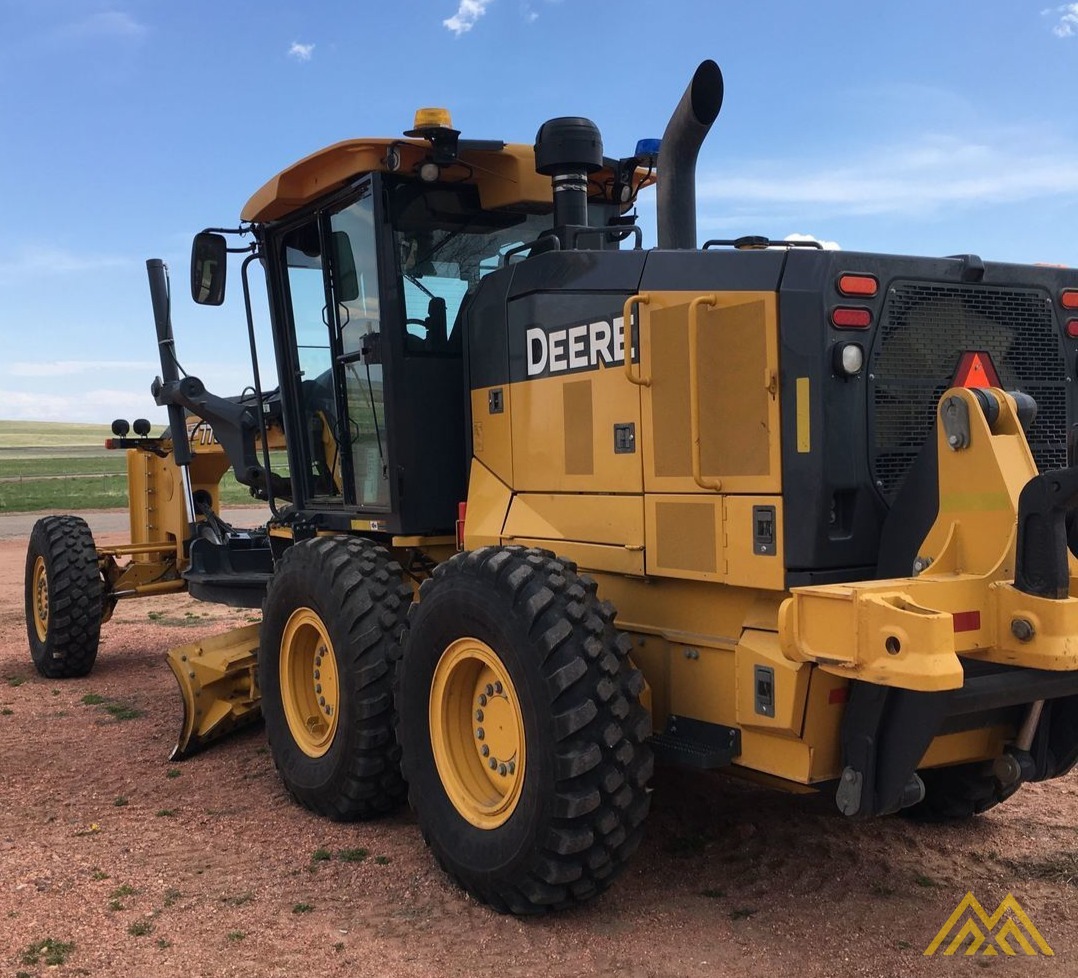 John Deere 772G Motor Grader 0