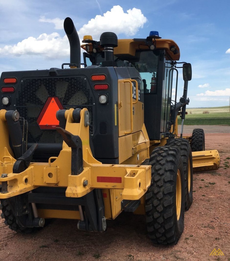 John Deere 772G Motor Grader 3