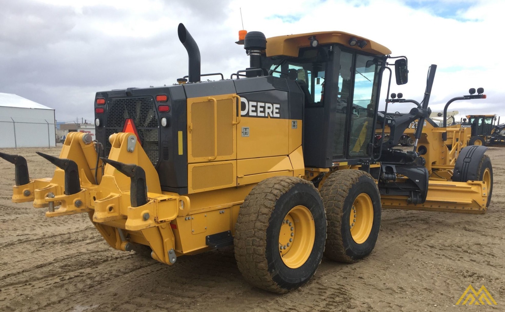 John Deere 772GP Motor Grader 2