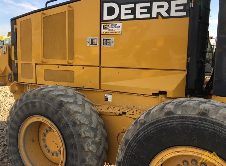 John Deere 872G Motor Grader 2