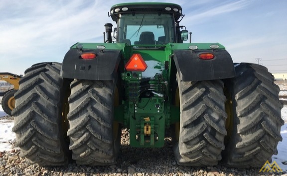 John Deere 9570R Tractor 1