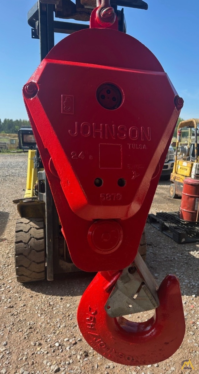 (5) Sheave Johnson 140-ton 1.1/8th Inch Wire Rope Hook Block 1