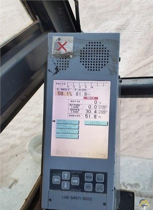 Kobelco CK1000-III 100-ton Lattice Boom Crawler Crane 2
