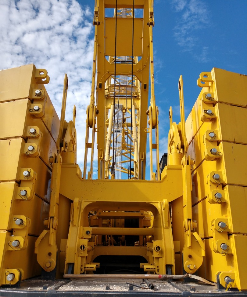 Kobelco CK1600G-2 160-Ton Lattice Boom Crawler Crane 18