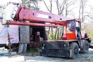 Koehring S-626 TELEKRUISER 15-ton Rough Terrain Crane 0