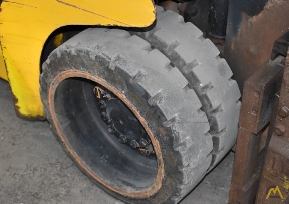 Komatsu FG30SHT-16 4.5-Ton Forklift 12
