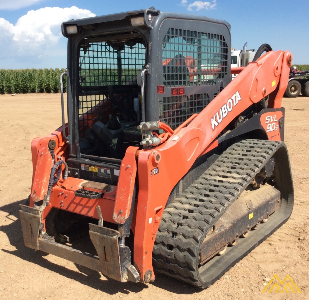 Kubota SVL90-2 Compact TRack Loader 2