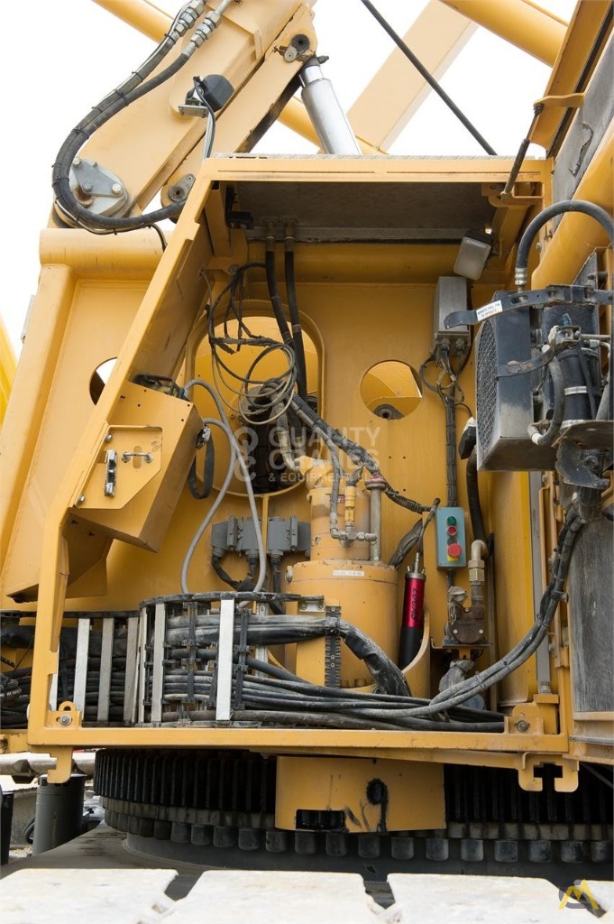 Liebherr LR 1280 300-Ton Lattice Boom Crawler Crane 35