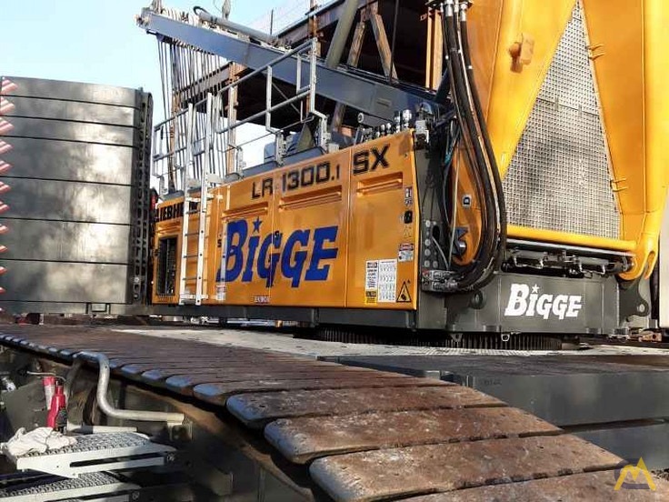Liebherr LR 1300.1 SX 330-ton Lattice Boom Crawler Crane 1