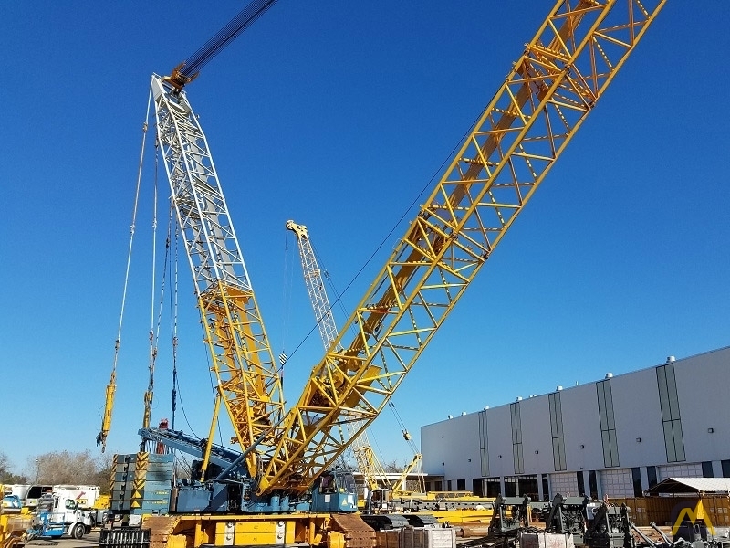 Liebherr LR 1400/2 440-ton Lattice Boom Crawler Crane For