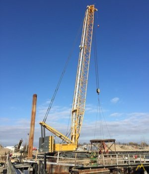Liebherr LR1300 330-Ton Lattice Boom Crawler Crane 0