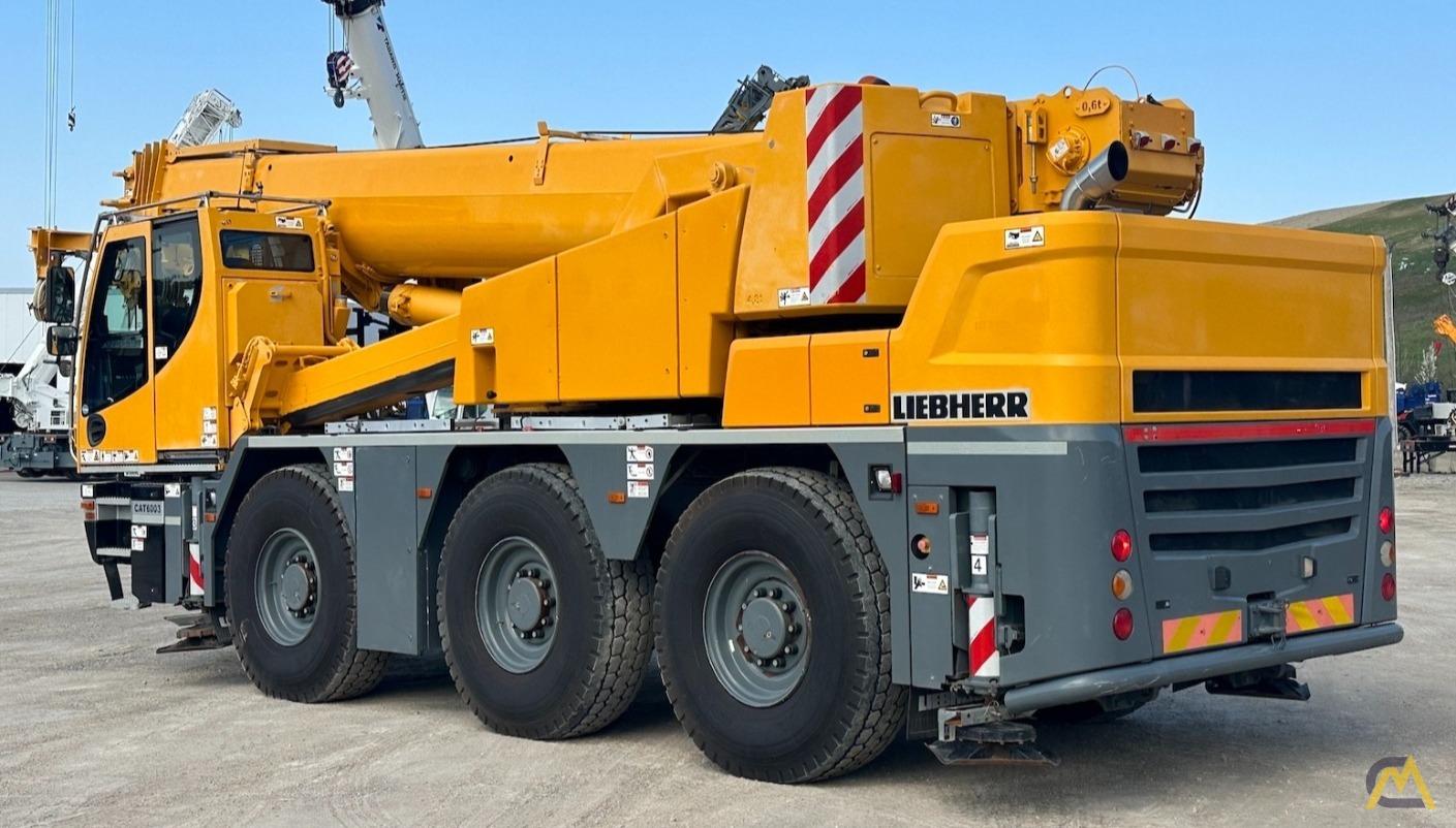【ジャンク】LIEBHERR モバイルクレーン LTM 1050-3.1 ジャンク】LIEBHERR モバイルクレーン LTM 1050-3.1 Mobile