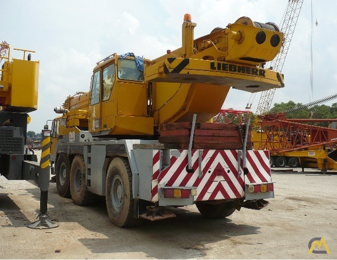 Liebherr LTM 1050/1 50-ton All Terrain Crane 1