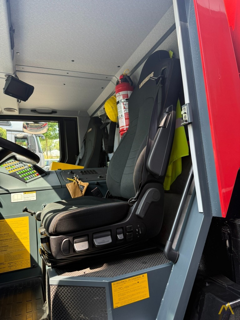 Liebherr LTM 1050-3.1 | low mileage - like new 17