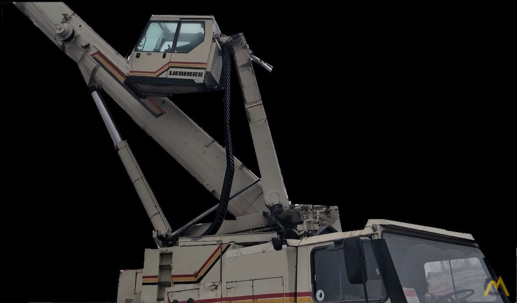 Liebherr LTM 1090/2 90-Ton All Terrain Crane 1