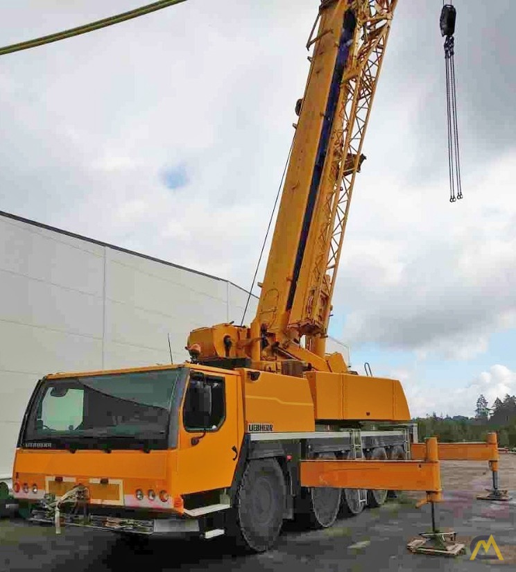 Liebherr LTM 1100-5.1 100-Ton All Terrain Crane 1