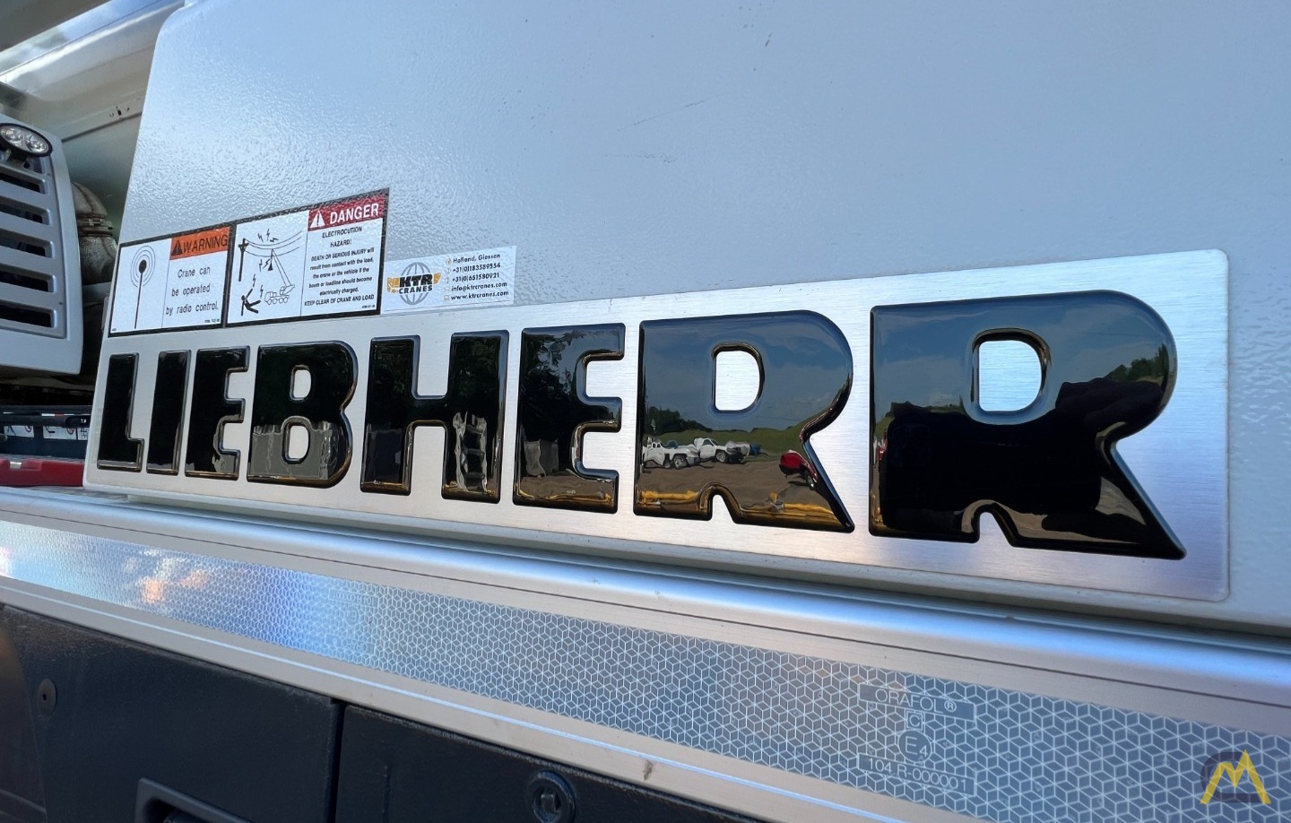 Liebherr LTM 1100-5.2 All Terrain Crane 8