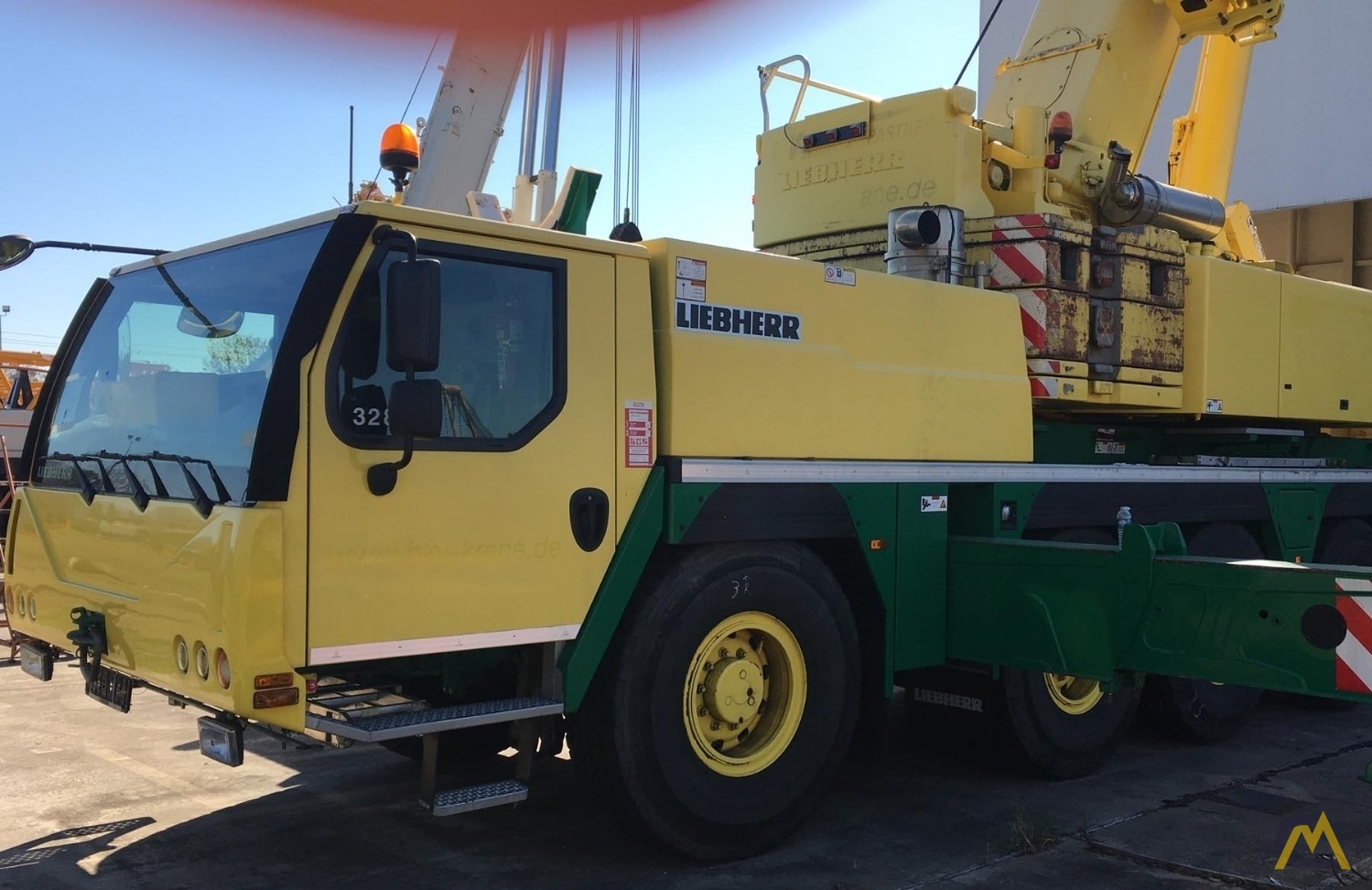 Liebherr LTM 1130-5.1 130-ton All Terrain Crane 0
