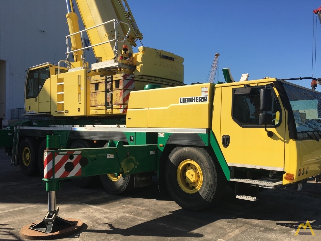 Liebherr LTM 1130-5.1 130-ton All Terrain Crane 3