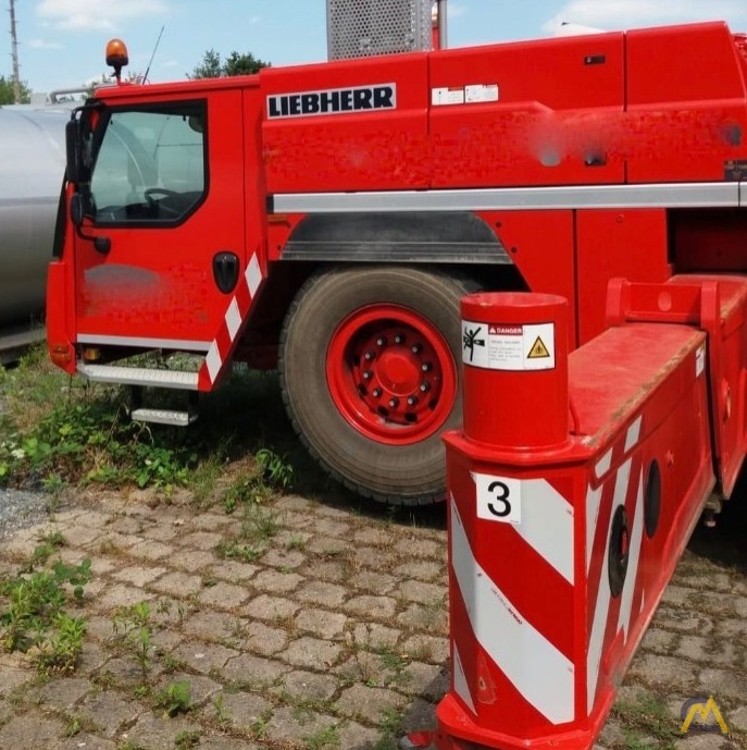 Liebherr LTM 1200-5.1 240-Ton All Terrain Crane 9
