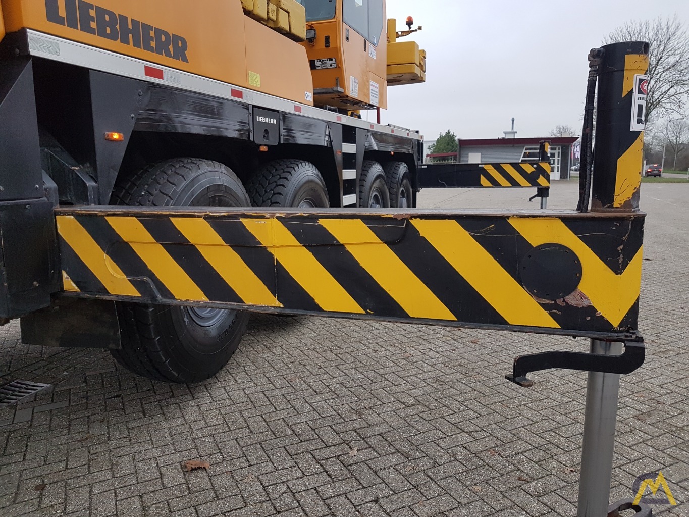 Liebherr LTM 1080-1 80-Ton All Terrain Crane 24