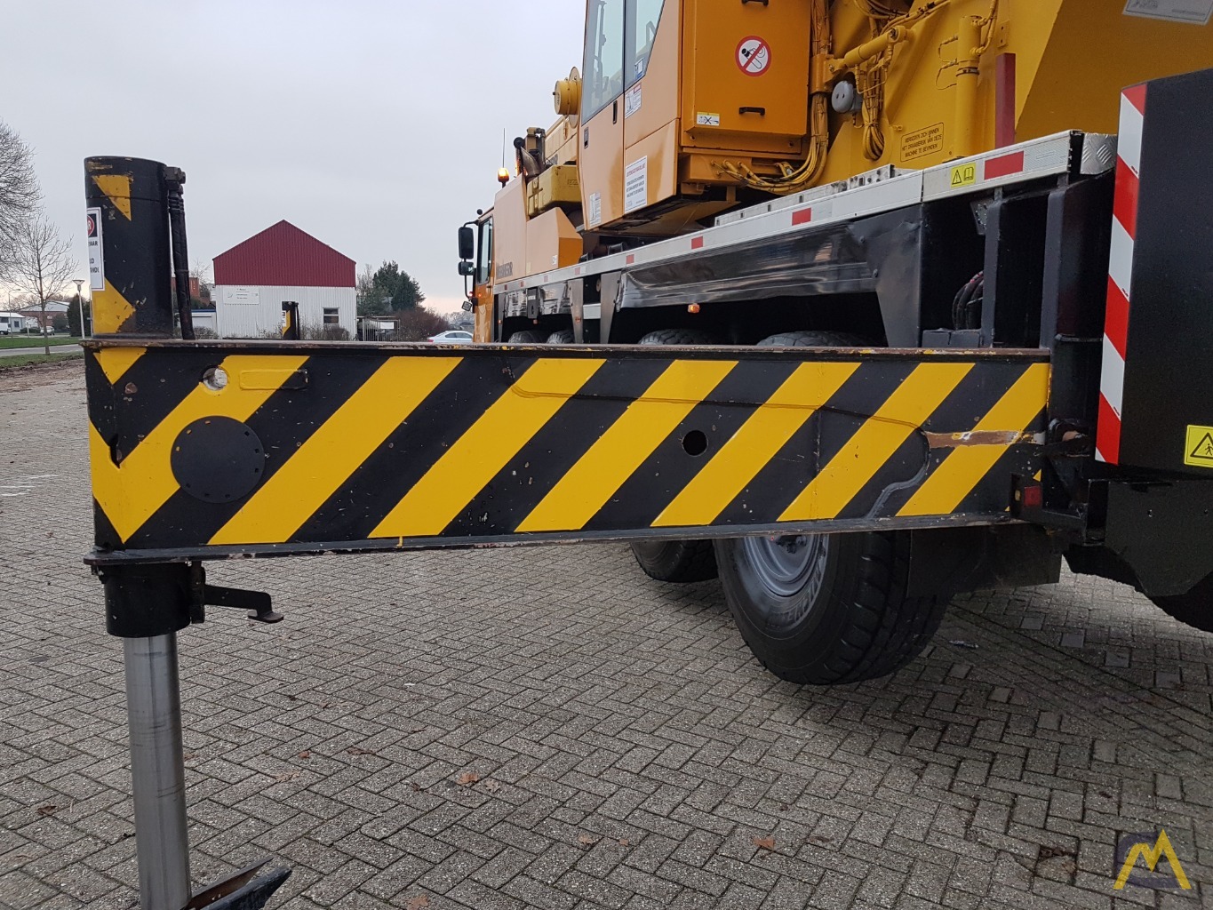 Liebherr LTM 1080-1 80-Ton All Terrain Crane 25