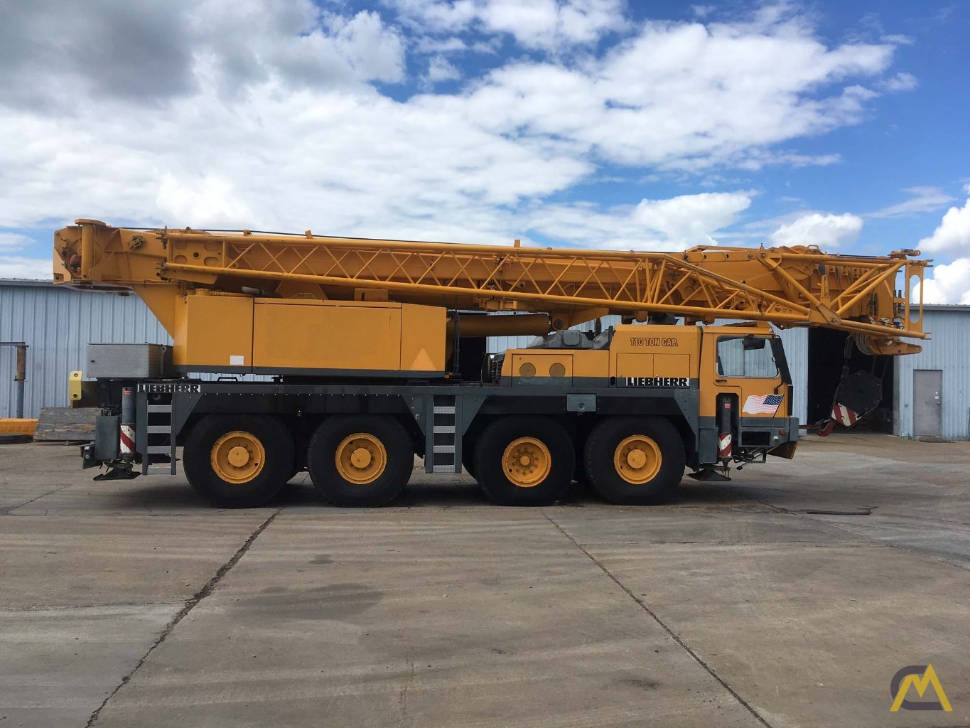 Liebherr LTM 1090/2 90-Ton All Terrain Crane 2