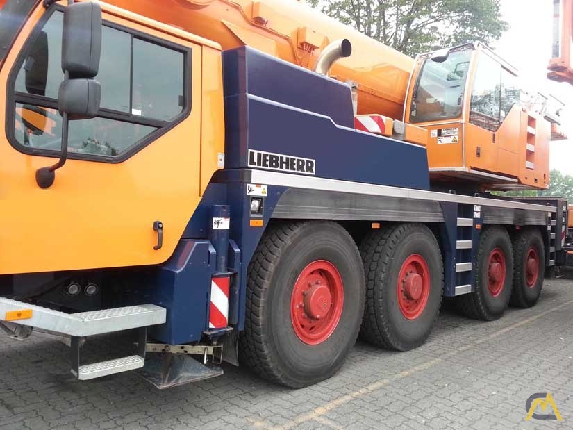 Liebherr LTM 1090-4.1 110-Ton All Terrain Crane 2