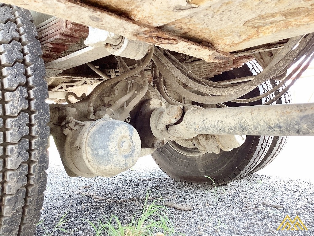 Lift All LM-70-2MS Utility Bucket on International 7300 SFA 4X4 34