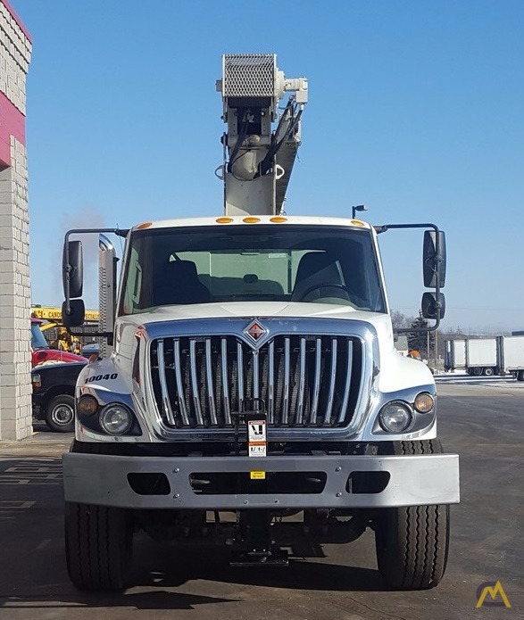 LIGHTLY USED 2012 20 TON NATIONAL - 90' BOOM! 6