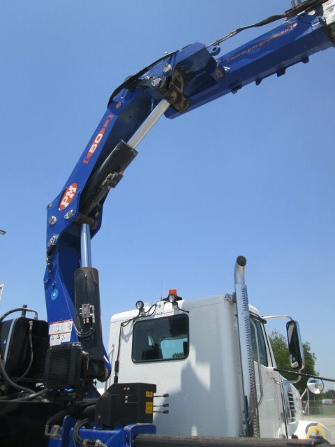 Like New!!! PM 50 P 11-Ton Knuckleboom Crane 52