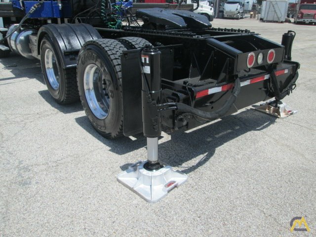 Like New!!! PM 50 P 11-Ton Knuckleboom Crane 30