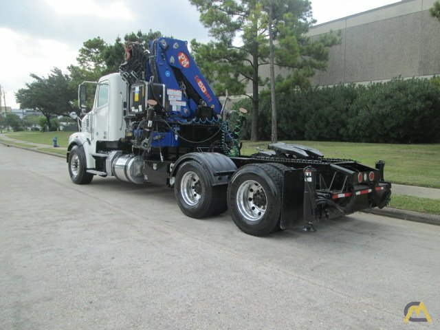 Like New!!! PM 50 P 11-Ton Knuckleboom Crane 6