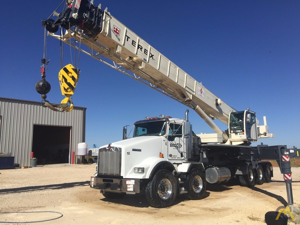 Terex Crossover 8000 80-Ton Boom Truck Crane on Kenworth 7