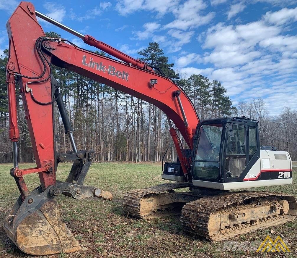 Link-Belt 210 X2 Excavator 0