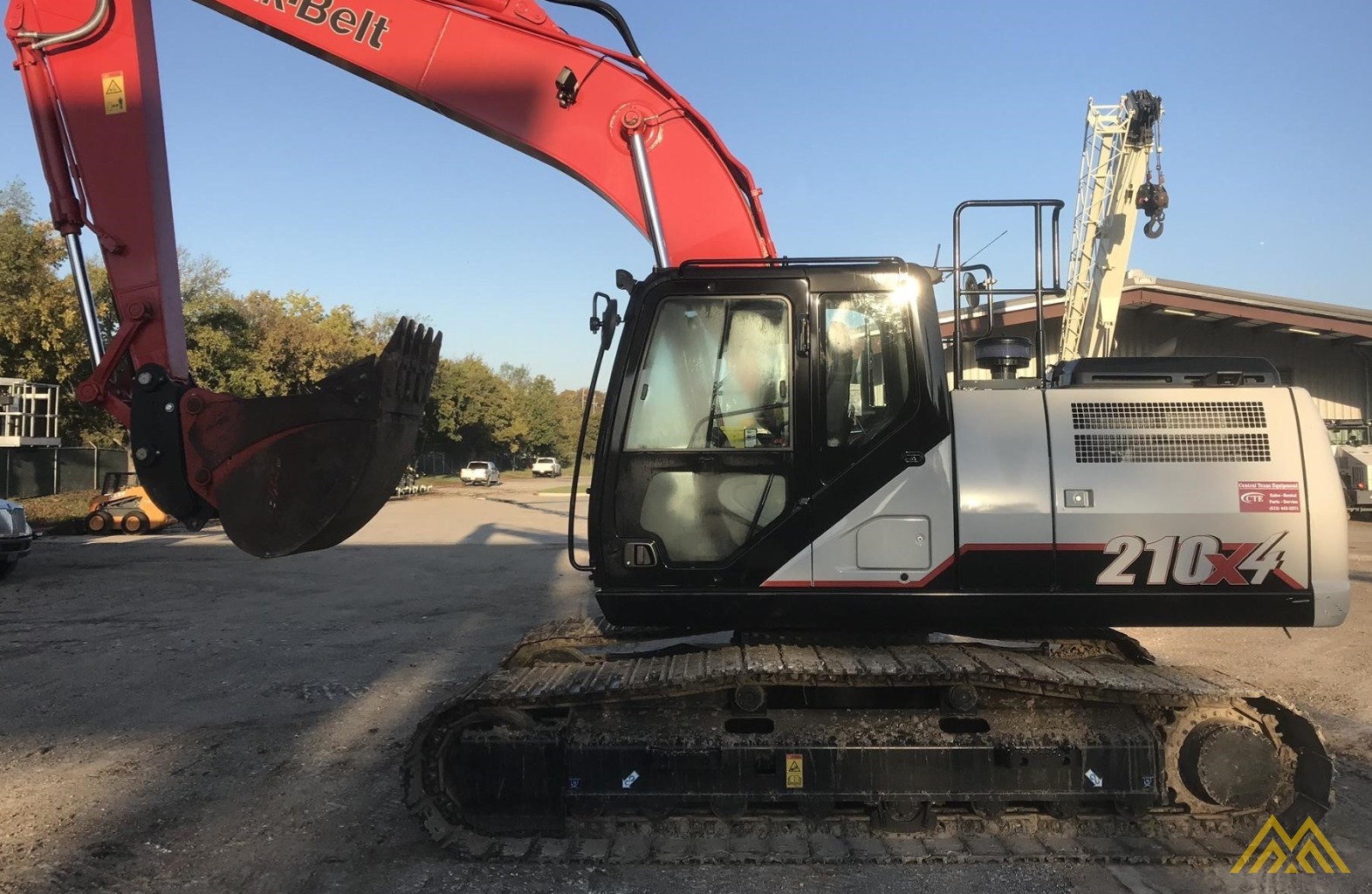Link-Belt 210 X4 Excavator 1