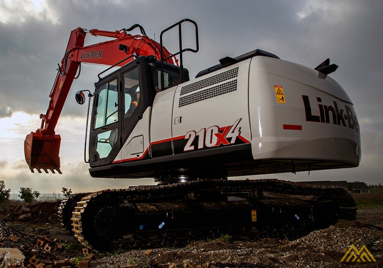 Link-Belt 210 X4 Excavator 0