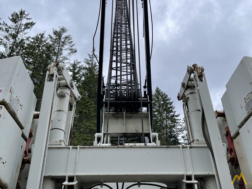 Link-Belt 238 HYLAB 5 / 238 HSL 150-ton Lattice Boom Crawler Crane 36
