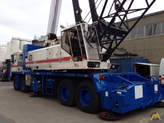 Link-Belt HC-248H 200-Ton Conventional Truck Crane 1