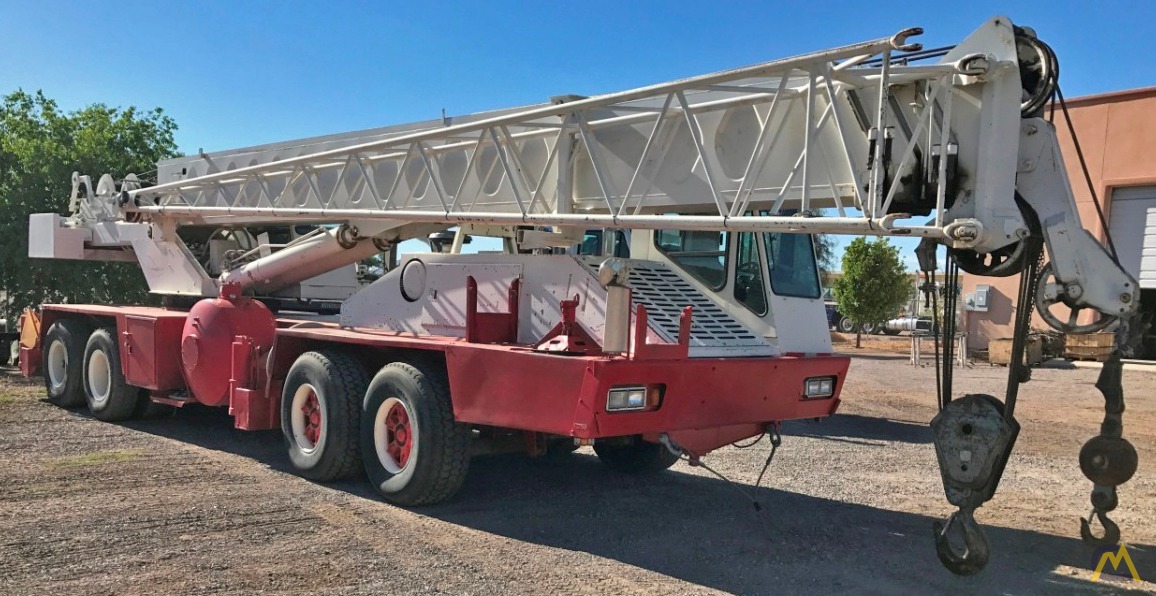 1989 Link-Belt HTC-1040 40-Ton Hydraulic Truck Crane; CranesList ID: 76 2