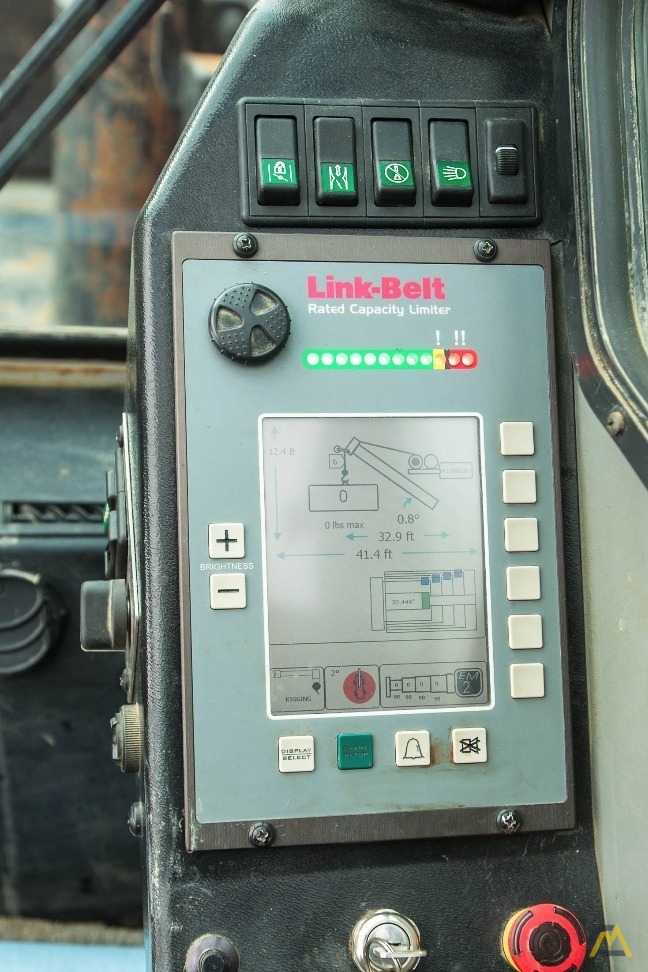 Link-Belt HTC-3140 140-Ton Telescopic Truck Crane 12