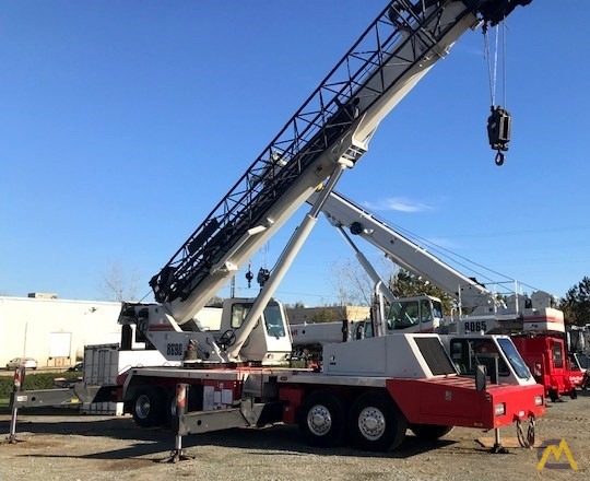 Link-Belt HTC-8690 90-Ton Telescopic Boom Truck Crane 0