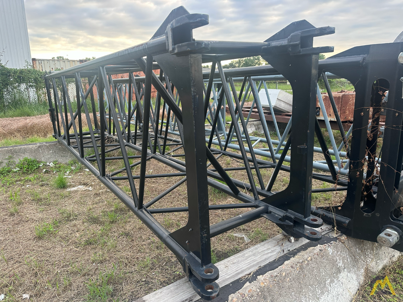 Link-Belt HTC-8690 2 x 16' tubular lattice jib extensions - CranesList ID: 951 2