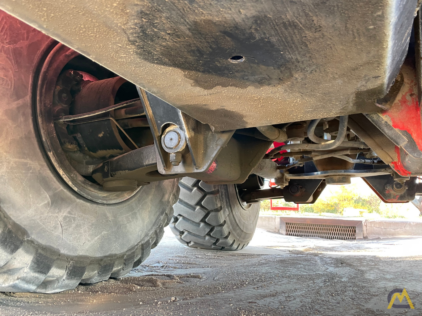 Link-Belt RTC-80100 100-Ton Rough Terrain Crane 12