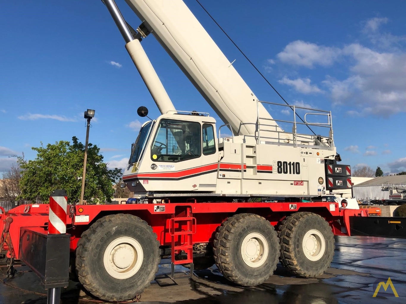 Link-Belt RTC-80110 110-ton Rough Terrain Crane 2