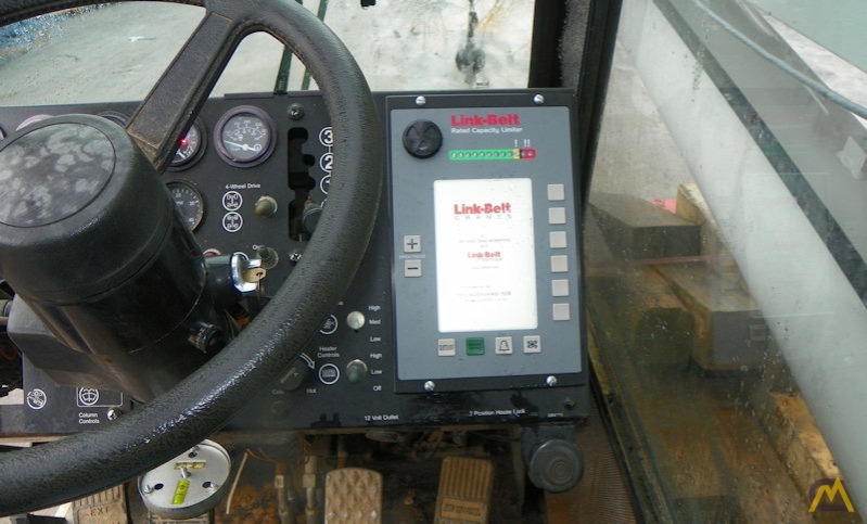 Link-Belt RTC-8030 Series II 30-Ton Rough Terrain Crane 6