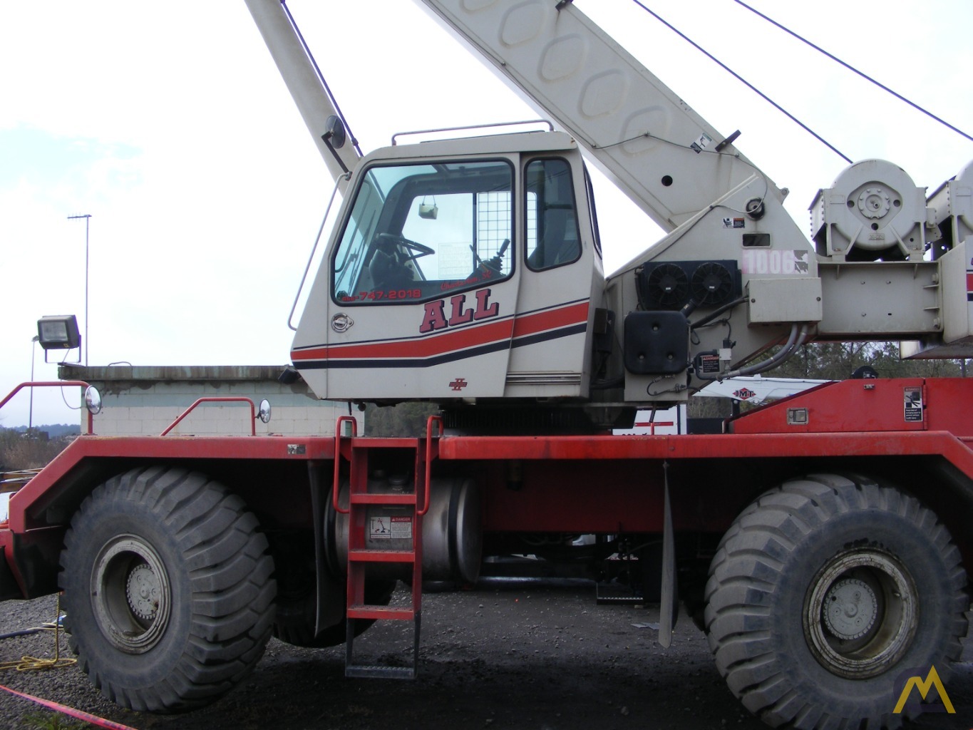 Link-Belt RTC-8050 II 50-Ton Rough Terrain Crane 0