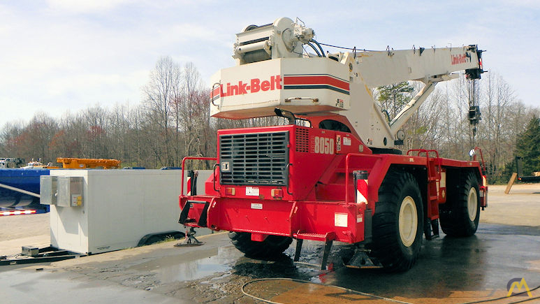 Link-Belt RTC-8050 Series II 50-ton Rough Terrain Crane 2