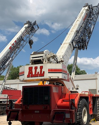 Link-Belt RTC-8050 Series II 50-Ton Rough Terrain Crane 2